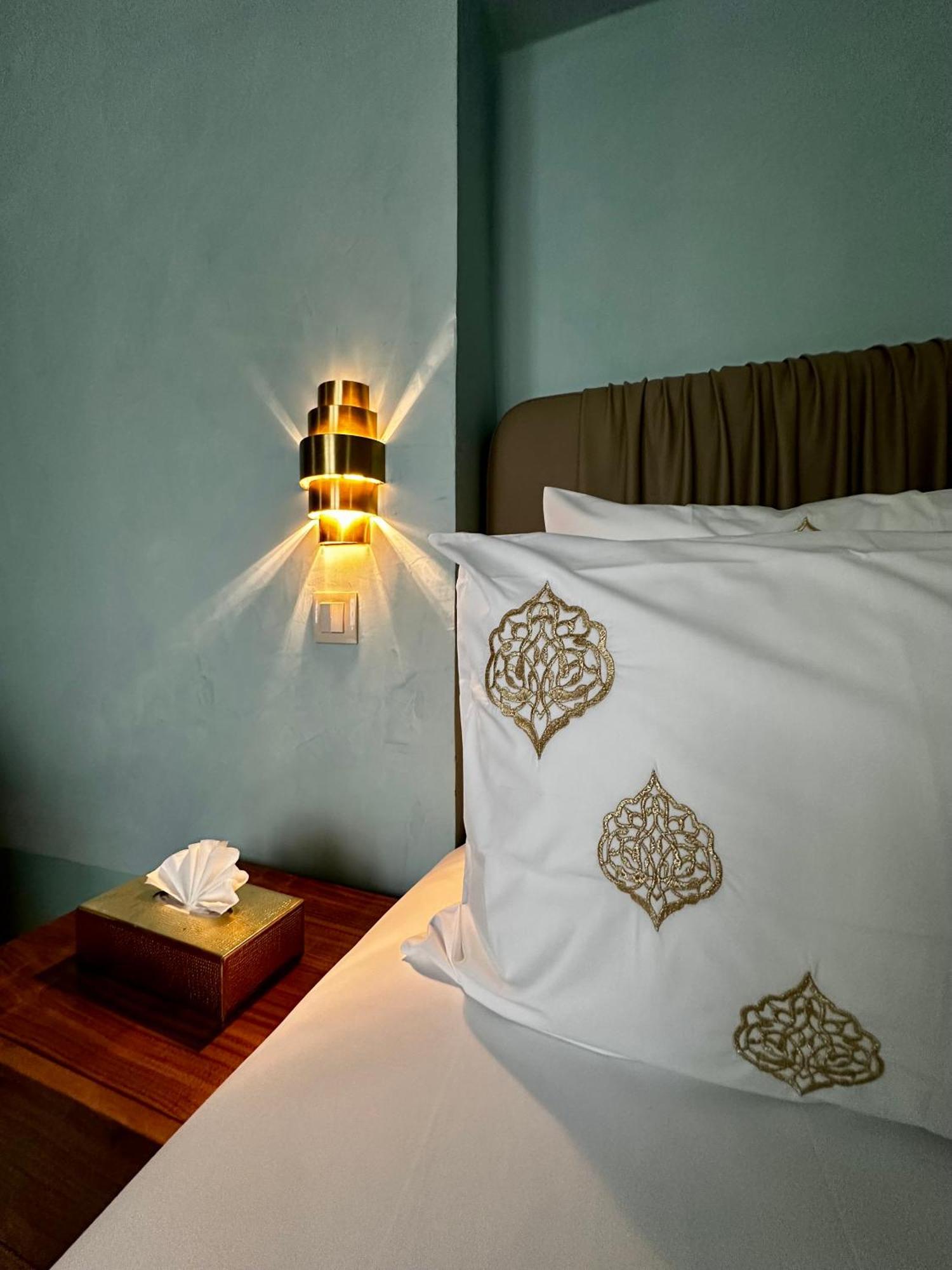 Double Room,1637608652:JPEG